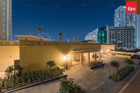 Apartment in Dubai 3 bedrooms, 201.8 sq.m. № 139102 - photo 23