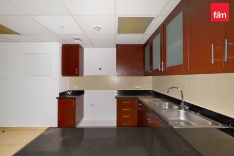 Apartment in Dubai 3 bedrooms, 201.8 sq.m. № 139102 - photo 13
