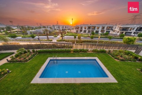 Villa en Jebel Ali, Dubai, 5 dormitorios, 732.7 m², № 139101 - foto 3