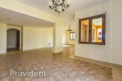 Apartment in Dubai Festival City, Dubai 3 bedrooms, 307 sq.m. № 2860 - photo 7