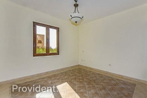 Apartment in Dubai Festival City, Dubai 3 bedrooms, 307 sq.m. № 2860 - photo 10