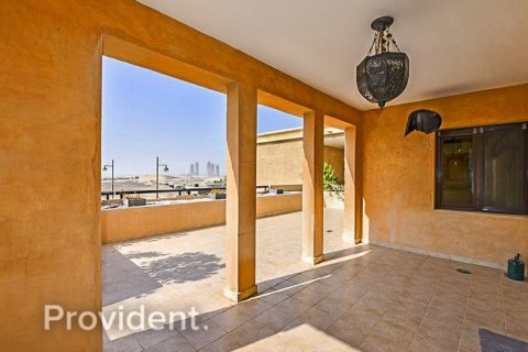 Apartment in Dubai Festival City, Dubai 3 bedrooms, 307 sq.m. № 2860 - photo 1