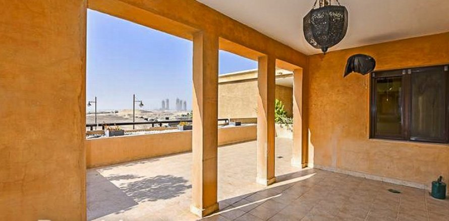 Apartment in Dubai Festival City, Dubai 3 bedrooms, 307 sq.m. № 2860