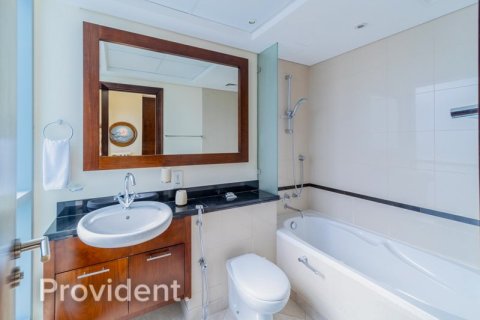 Apartment in The Views, Dubai 3 bedrooms, 187.4 sq.m. № 2875 - photo 8