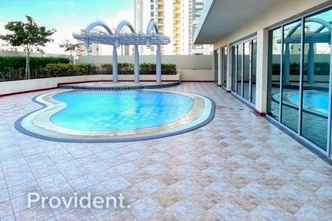 Apartment in The Views, Dubai 3 bedrooms, 187.4 sq.m. № 2875 - photo 30