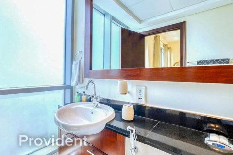 Apartment in The Views, Dubai 3 bedrooms, 187.4 sq.m. № 2875 - photo 7