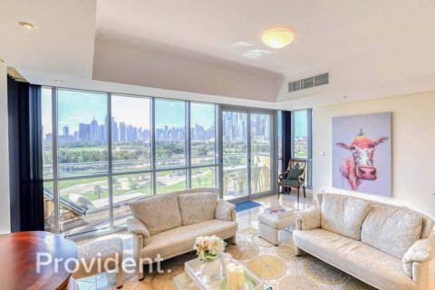 Apartment in The Views, Dubai 3 bedrooms, 187.4 sq.m. № 2875 - photo 25