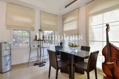 Villa in Arabian Ranches 2, Dubai 4 bedrooms, 284.87961726 sq.m. № 85395 - photo 8