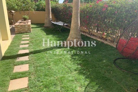 Villa in Arabian Ranches 2, Dubai 4 bedrooms, 284.87961726 sq.m. № 85395 - photo 5