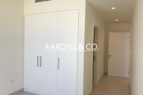 Villa in Dubai South (Dubai World Central), Dubai 3 bedrooms, 130 sq.m. № 85382 - photo 19