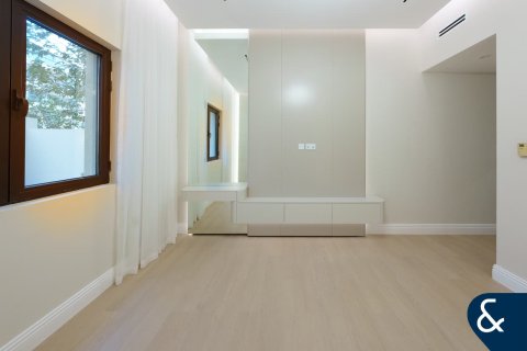 Apartment in Old Town, Dubai 2 bedrooms, 232 sq.m. № 79259 - photo 9