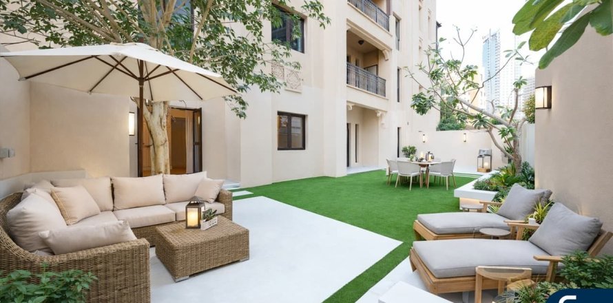 Apartment in Old Town, Dubai 2 bedrooms, 232 sq.m. № 79259