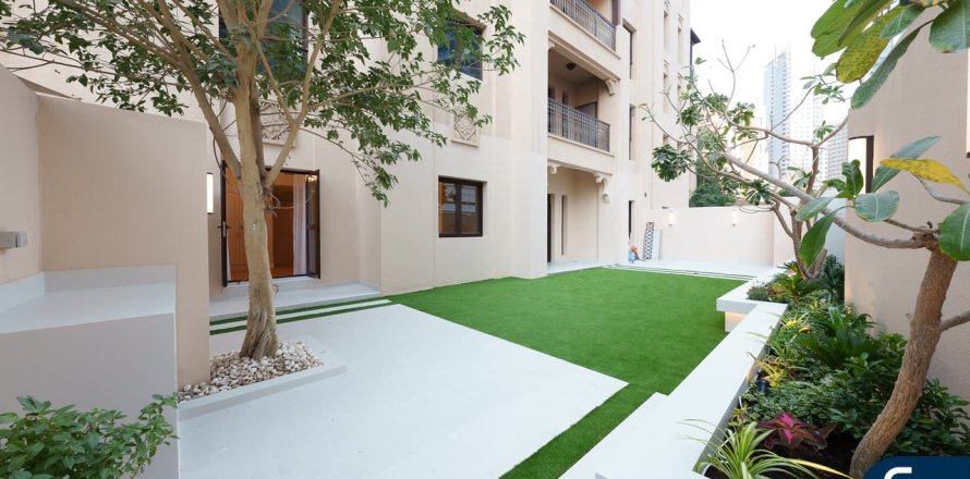 Apartment in Old Town, Dubai 2 bedrooms, 232 sq.m. № 79259