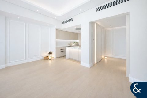 Apartment in Old Town, Dubai 2 bedrooms, 232 sq.m. № 79259 - photo 3