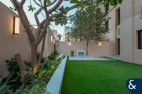 Apartment in Old Town, Dubai 2 bedrooms, 232 sq.m. № 79259 - photo 11