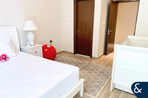 Apartment in AL HABTOOR CITY in Business Bay, Dubai 2 bedrooms, 140 sq.m. № 99170 - photo 11