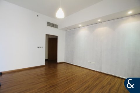 Apartment in Palm Jumeirah, Dubai 3 bedrooms, 256 sq.m. № 99183 - photo 12