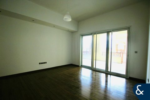 Apartment in Palm Jumeirah, Dubai 3 bedrooms, 256 sq.m. № 99183 - photo 24