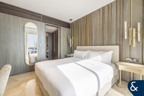 Apartment in Palm Jumeirah, Dubai 2 bedrooms, 153 sq.m. № 99187 - photo 14