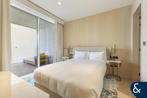 Apartment in Palm Jumeirah, Dubai 2 bedrooms, 153 sq.m. № 99187 - photo 5