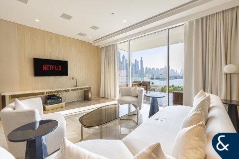 Apartment in Palm Jumeirah, Dubai 2 bedrooms, 153 sq.m. № 99187 - photo 15