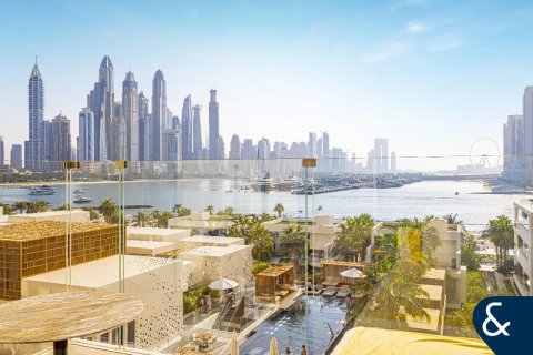 Apartment in Palm Jumeirah, Dubai 2 bedrooms, 153 sq.m. № 99187 - photo 16