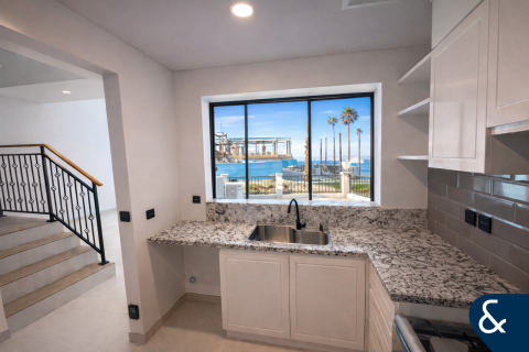 Купить таунхаус в Damac Lagoons, Дубай: 4 спальни, 212м², № 98265 - фото 5