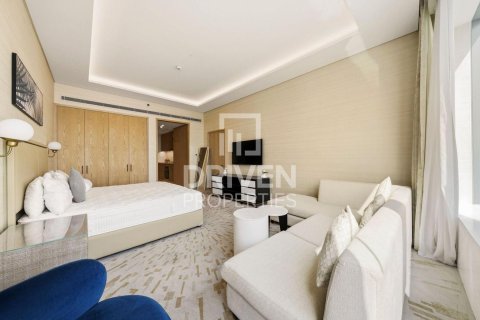 Apartment in The Palm Tower, Palm Jumeirah, Dubai studio, 48.59 sq.m. № 129730 - photo 4