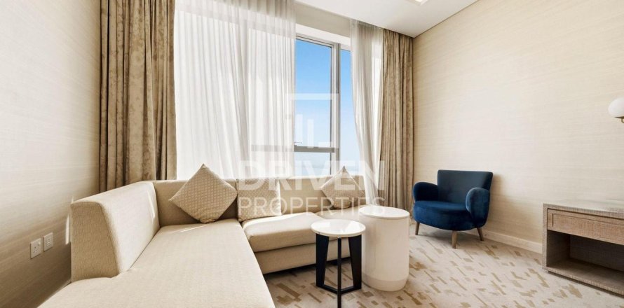 Apartment in The Palm Tower, Palm Jumeirah, Dubai studio, 48.59 sq.m. № 129730