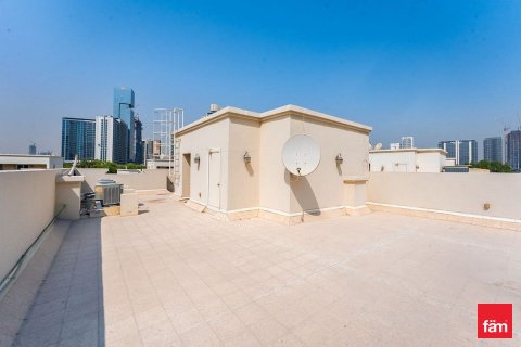 Villa à Dubai, 4 chambres, 501.5 m², № 64060 - photo 12
