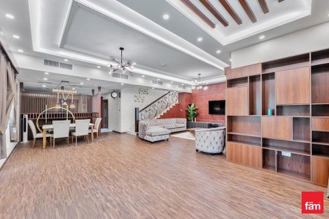 Villa à Dubai, 4 chambres, 501.5 m², № 64060 - photo 10