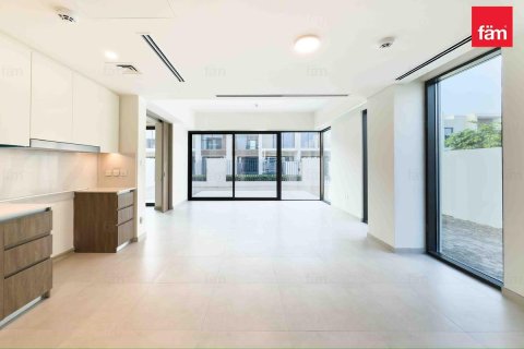 Villa en Dubai, 4 dormitorios, 257.5 m², № 64066 - foto 1