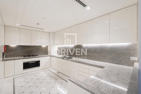 Dúplex en Palazzo Versace, Culture Village, Dubai, 3 dormitorios, 472.32 m², № 126397 - foto 19
