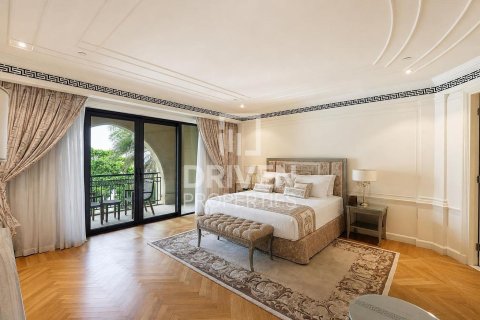 Dúplex en Palazzo Versace, Culture Village, Dubai, 3 dormitorios, 472.32 m², № 126397 - foto 8
