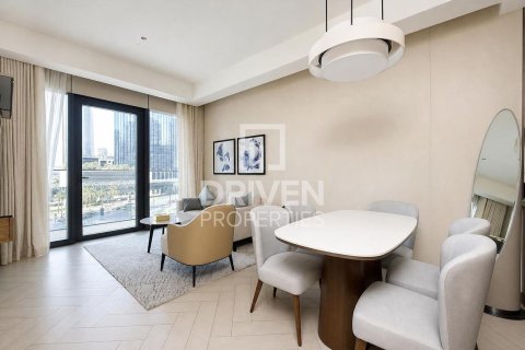 Appartement à The Address Residences Dubai Opera, Downtown Dubai (Downtown Burj Dubai), Dubai, 2 chambres, 123.84 m², № 126406 - photo 2