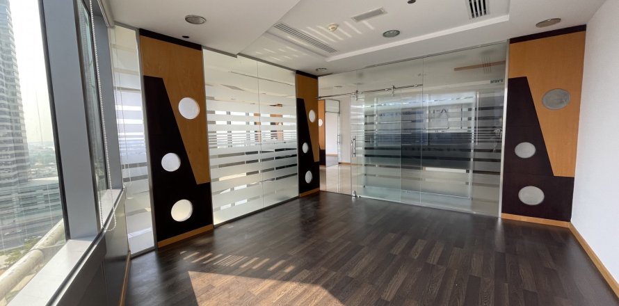 Офис в Джумейра Лейк Тауэрс, Дубай, 108.3м², № 8135