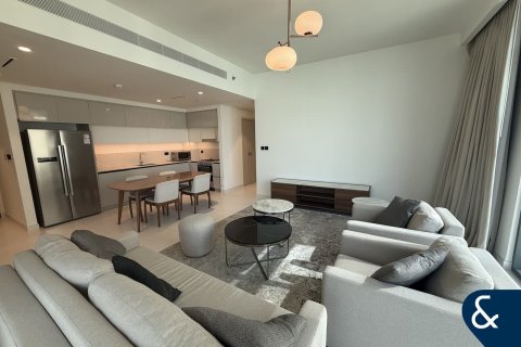 Снять в аренду квартиру в EMAAR Beachfront, Dubai Harbour, Дубай: 2 спальни, 119м², № 76490 - фото 2