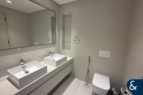 Снять в аренду квартиру в EMAAR Beachfront, Dubai Harbour, Дубай: 2 спальни, 119м², № 76490 - фото 19