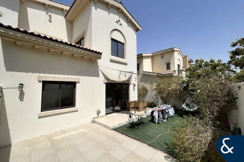 Villa in Mira, Reem, Dubai 3 bedrooms, 237 sq.m. № 76489 - photo 1