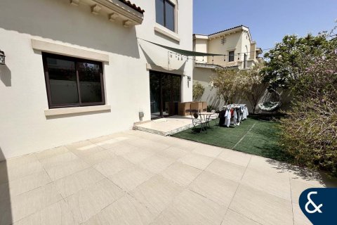 Villa in Mira, Reem, Dubai 3 bedrooms, 237 sq.m. № 76489 - photo 5