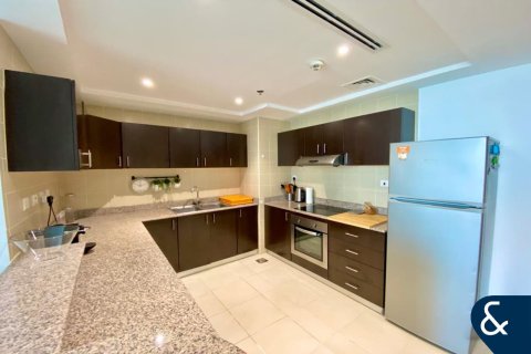 Apartment in The Torch, Dubai Marina, Dubai 1 bedroom, 91 sq.m. № 76488 - photo 6