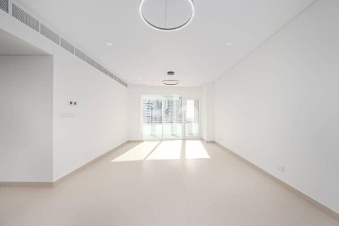 Снять в аренду квартиру в Sheikh Zayed Road, Дубай: 2 спальни, 135м², № 21208 - фото 1