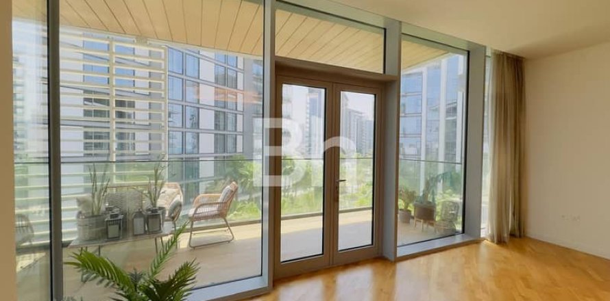 Квартира в Bluewaters, Дубай, 2 спальни, 156м², № 21202