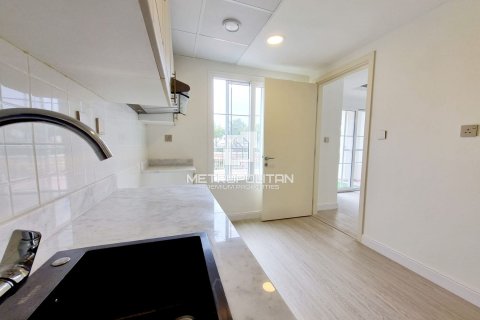 Купить таунхаус в The Springs, Дубай: 3 спальни, 255м², № 73358 - фото 6