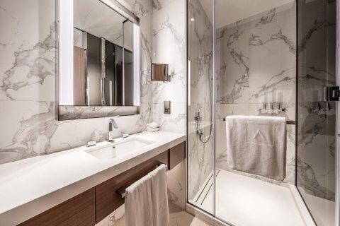 Apartment in Downtown Dubai (Downtown Burj Dubai), Dubai 2 bedrooms, 114.17778700 sq.m. № 12466 - photo 2