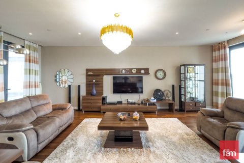 Apartment in Al Wasl, Dubai 3 bedrooms, 261.6 sq.m. № 23742 - photo 4