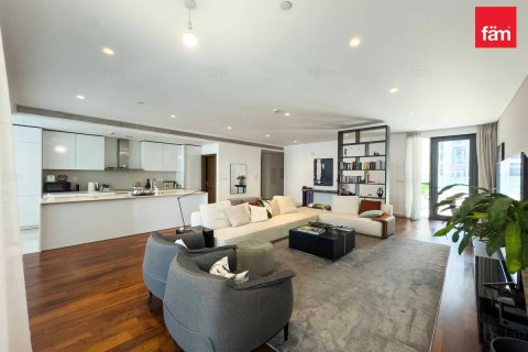 Apartment in City Walk, Dubai 3 bedrooms, 261.6 sq.m. № 23742 - photo 22