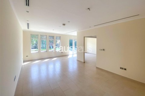 Villa in Jumeirah Park, Dubai 3 bedrooms, 325 sq.m. № 44482 - photo 8