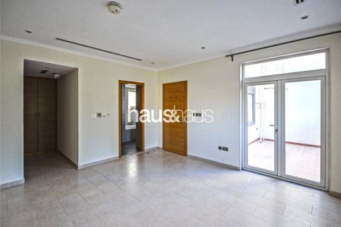 Villa in Jumeirah Park, Dubai 3 bedrooms, 325 sq.m. № 44482 - photo 6