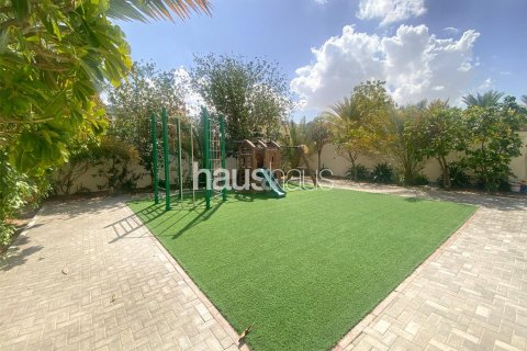 Villa in Jumeirah Park, Dubai 3 bedrooms, 325 sq.m. № 44482 - photo 13